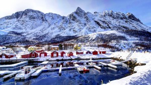 norway_mountains_buildings_bay_winter_snow_99482_1920x1080